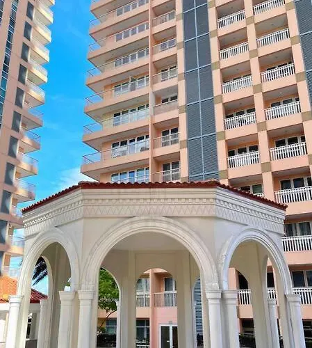 Apartment Venice Luxury Linked To Venice Mall, Nr Naia *