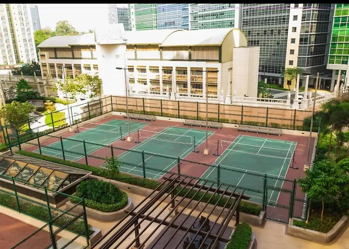 Apartment Venice Luxury Linked To Venice Mall, Nr Naia Manila