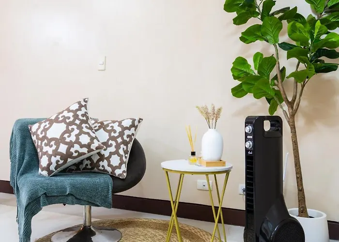 Apartment Venice Luxury Linked To Venice Mall, Nr Naia Manila