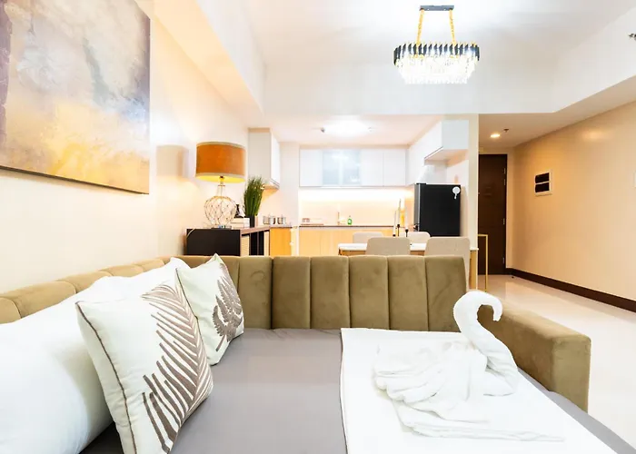 Venice Luxury Linked To Venice Mall, Nr Naia Apartment Manila